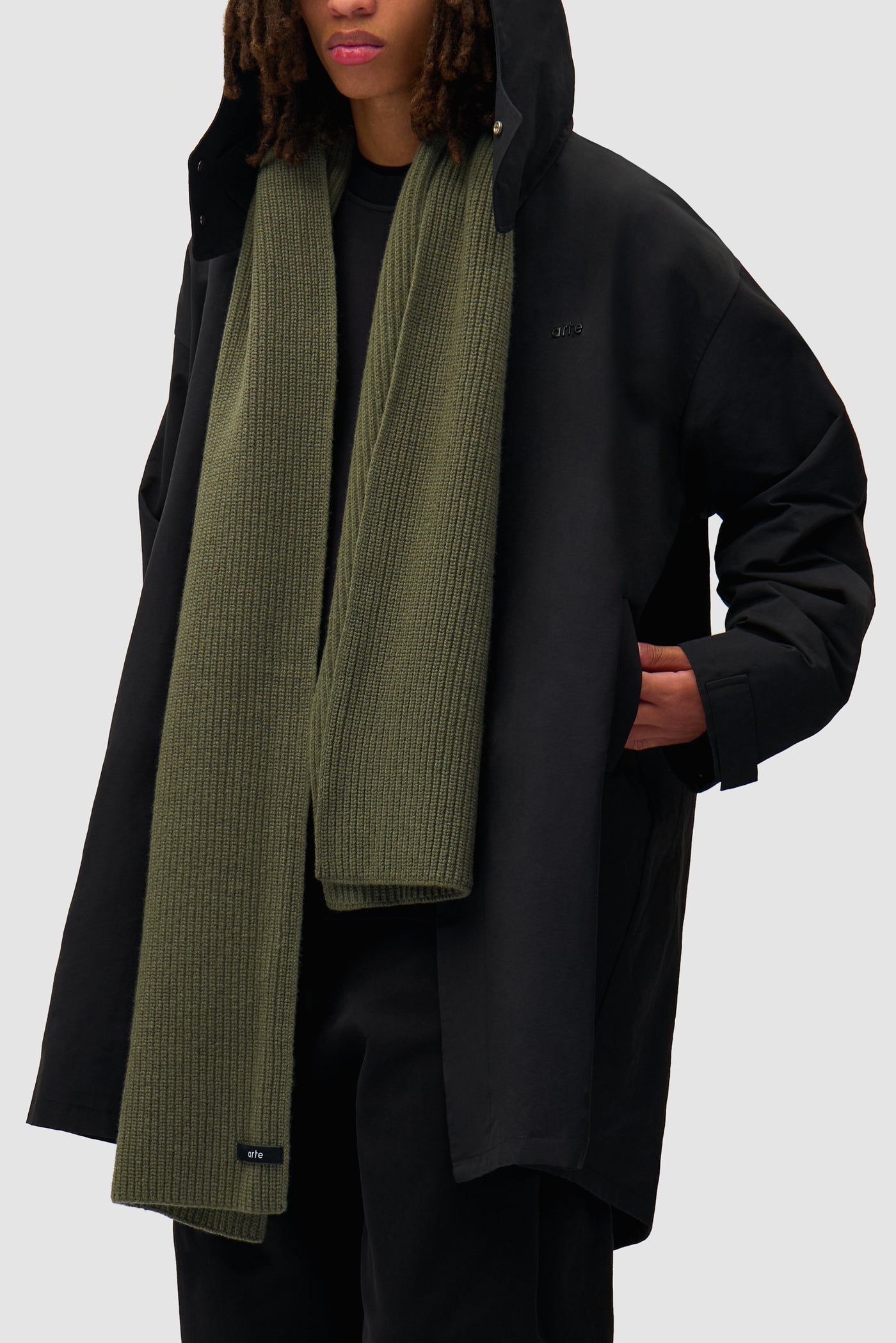 Arte Label Scarf
