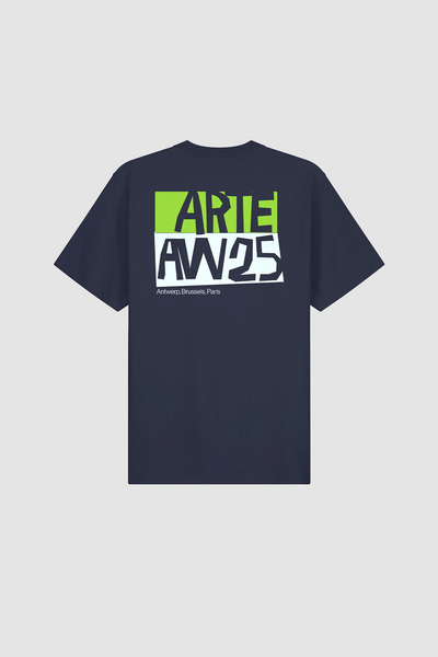 Cut Out Print T-shirt